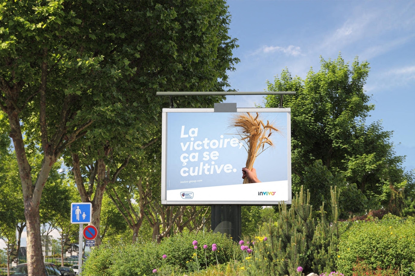 Affiche INVIVO la victoire ça se cultive au bord d'une route